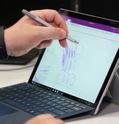 Sinh viên nên mua laptop cũ Asus core i3